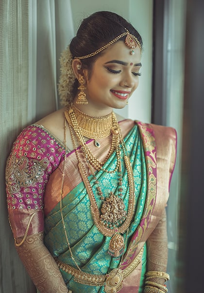 Professional makeup artist in Powai | Best Bridal makeup artist in Mumbai |  Tejaswini Shetty